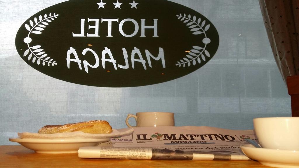 Hotel Malaga Αβελλίνο Εξωτερικό φωτογραφία